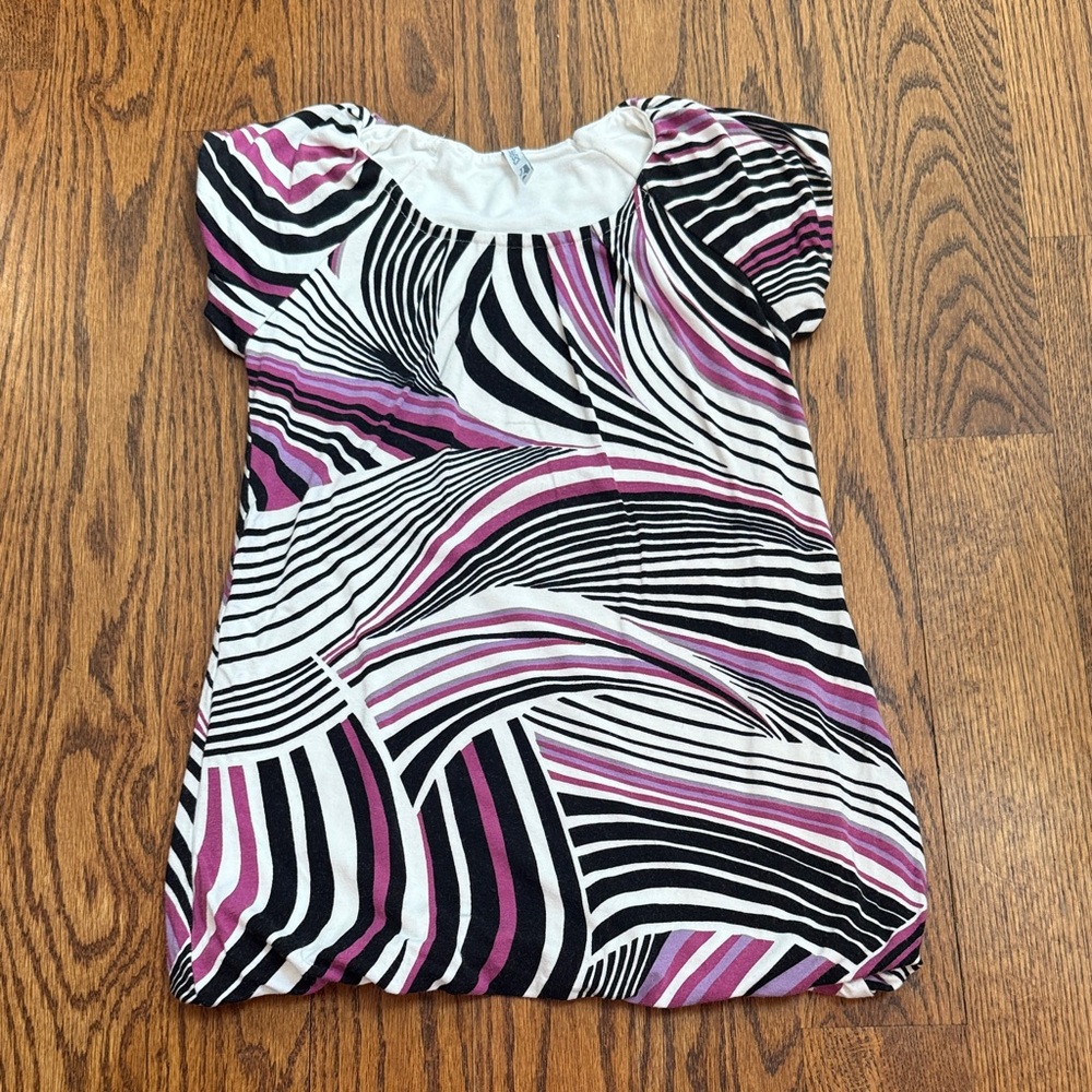 Stylish Kids' Striped Top in Black and Pink